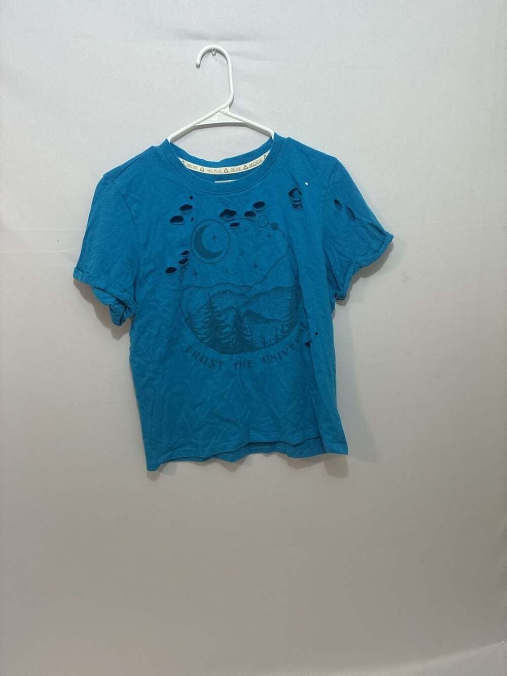 Recycled Threads Trust The Universe Distressed T-Shirt Blue Size L